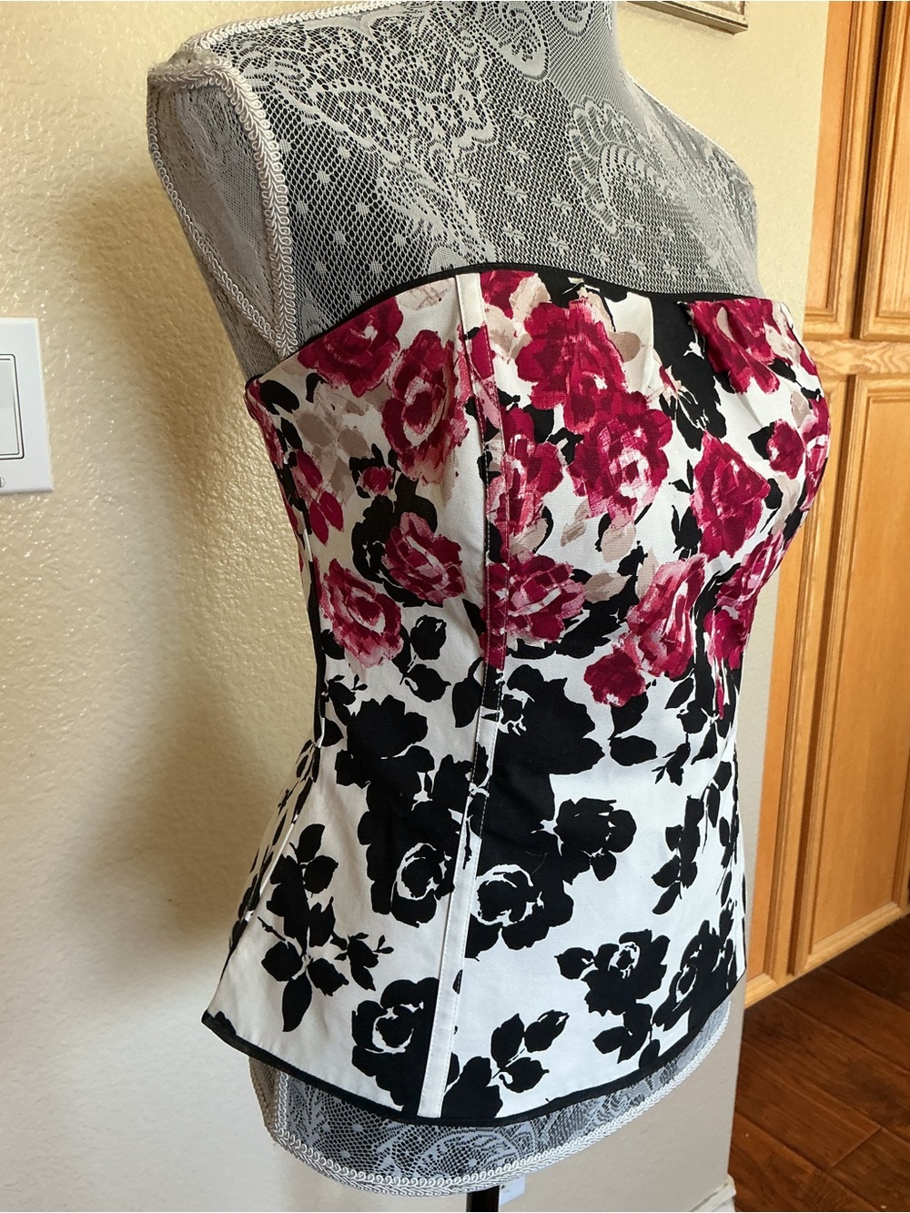 White House Black Market Floral Bustier Top